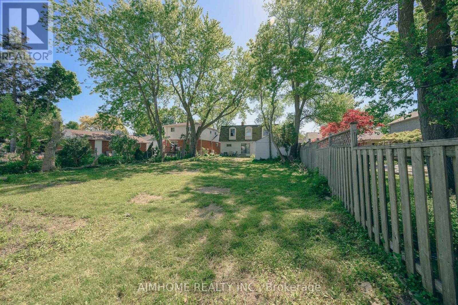 49 Bellefontaine Street, Toronto, ON