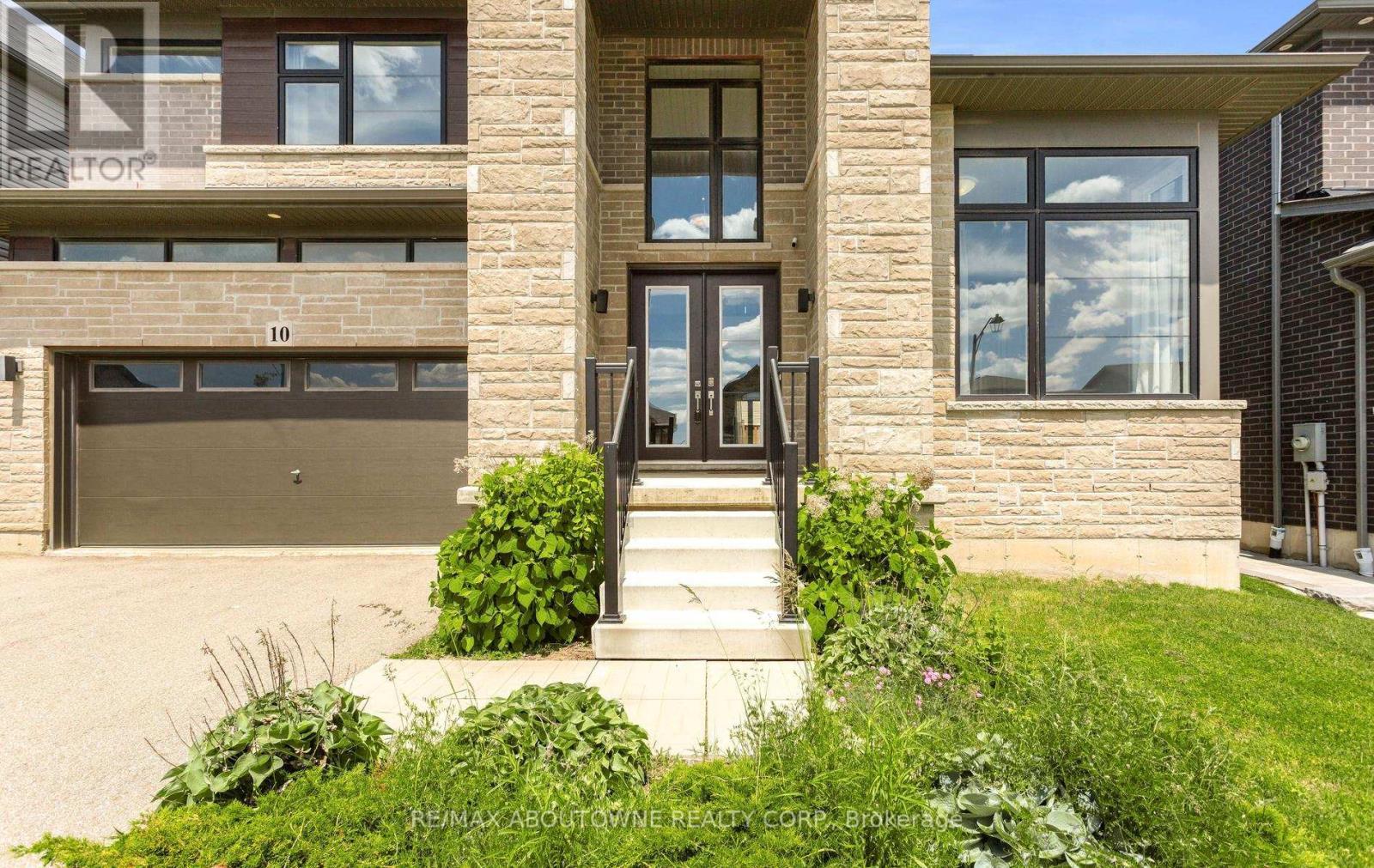 10 Mcgovern Lane, Brant, ON