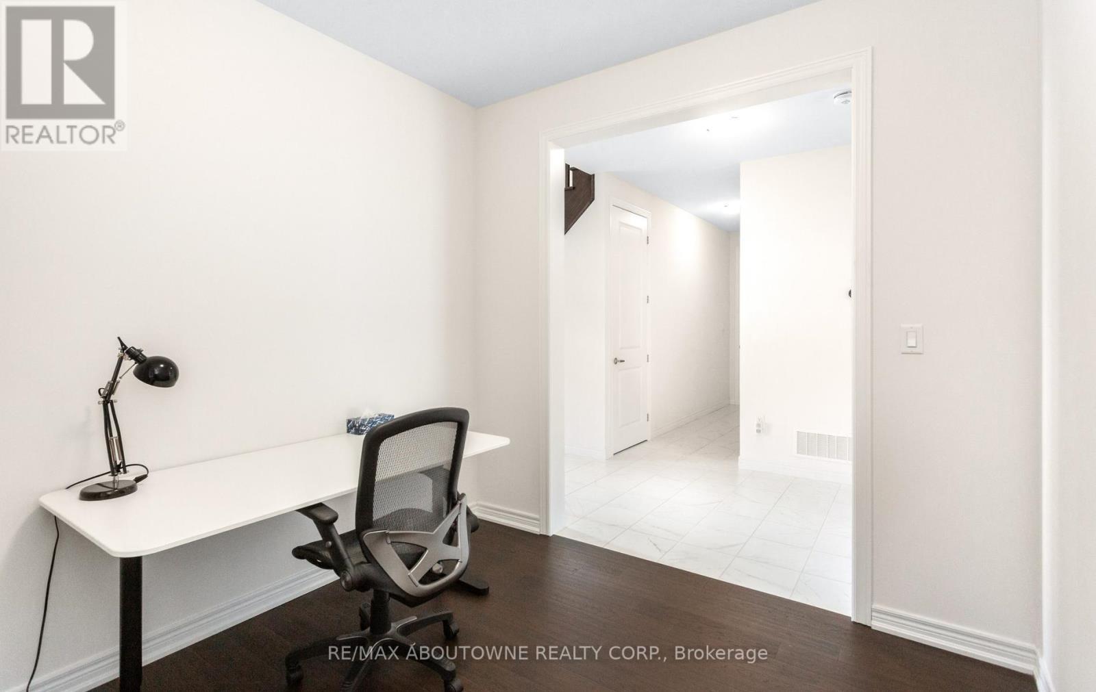 10 Mcgovern Lane, Brant, ON
