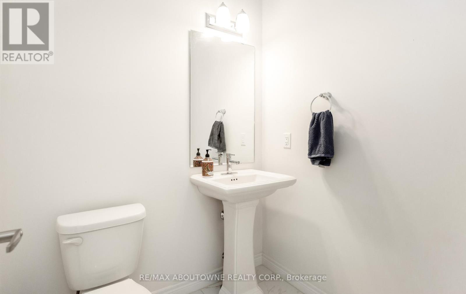 10 Mcgovern Lane, Brant, ON