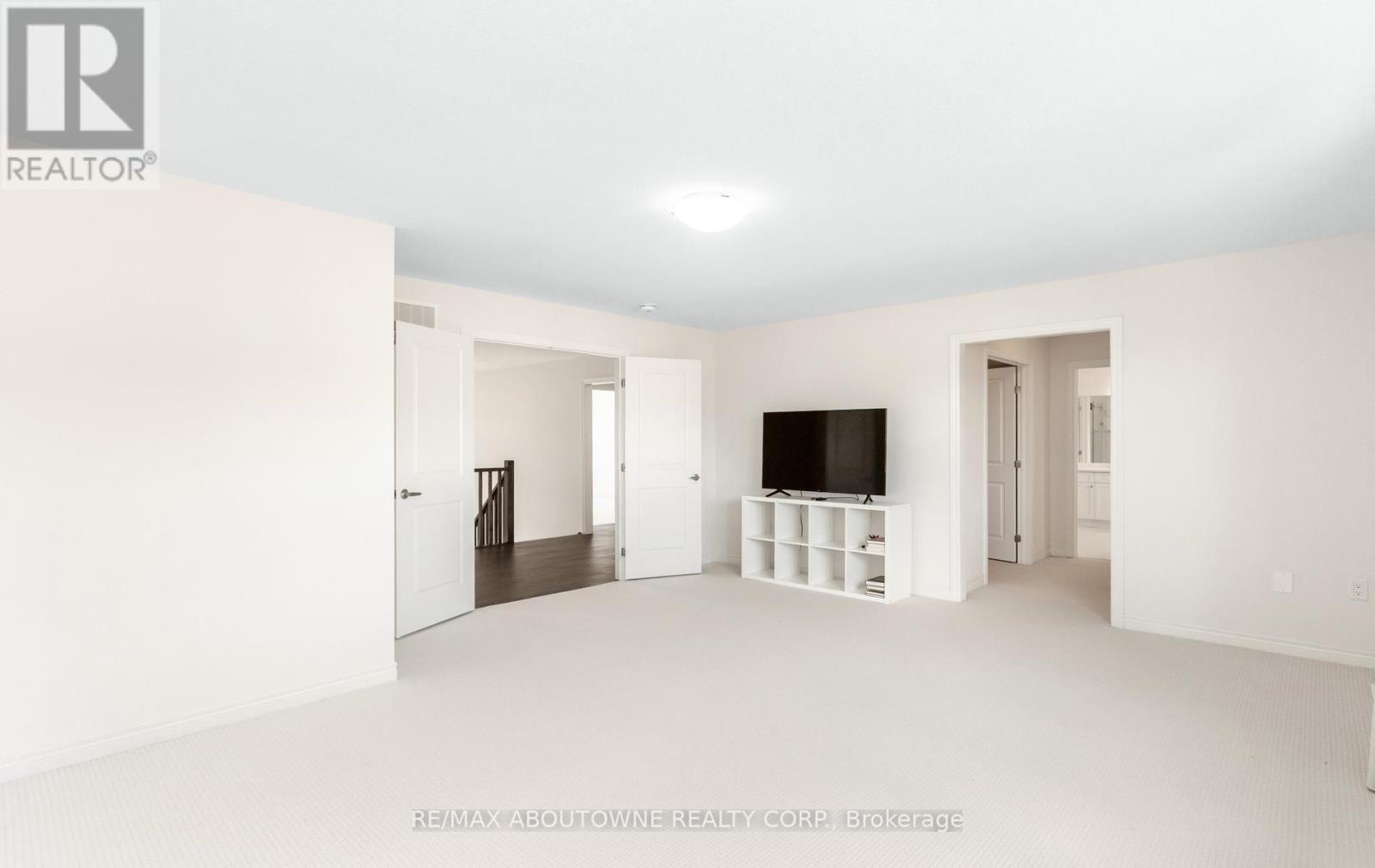 10 Mcgovern Lane, Brant, ON