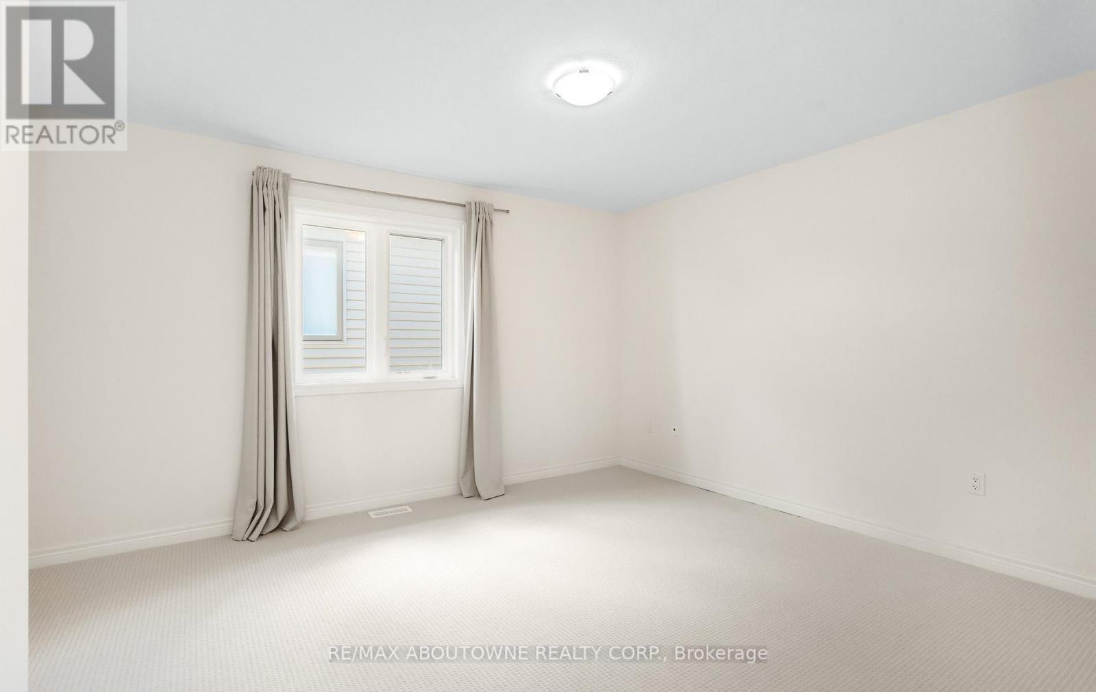 10 Mcgovern Lane, Brant, ON