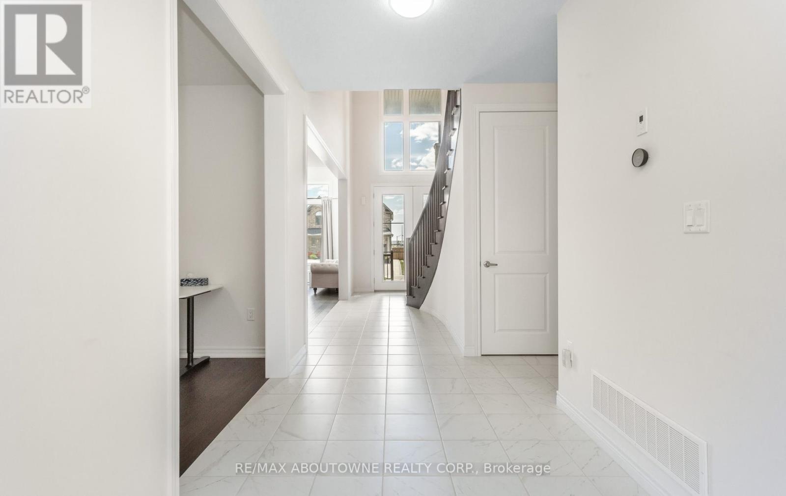 10 Mcgovern Lane, Brant, ON