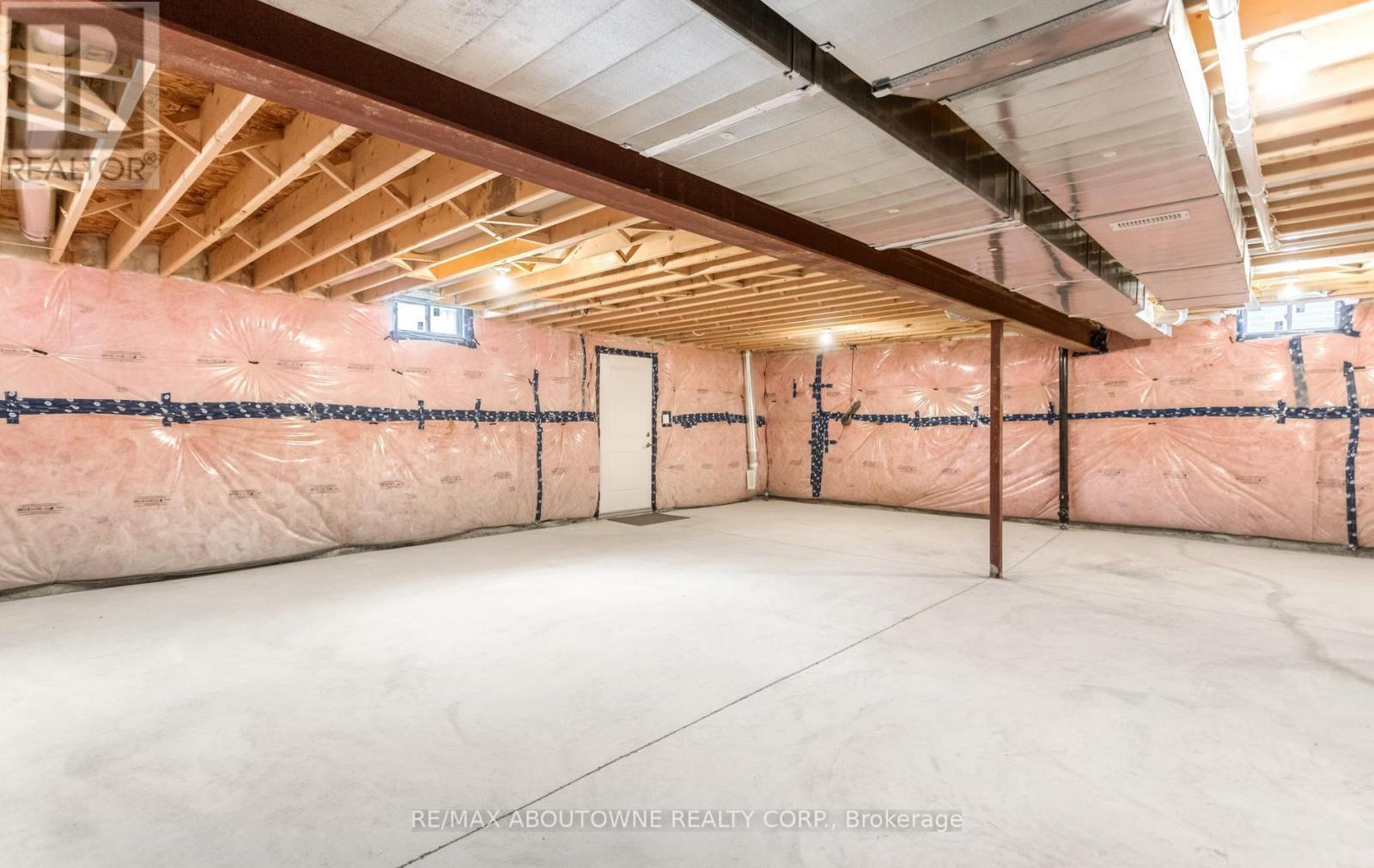 10 Mcgovern Lane, Brant, ON