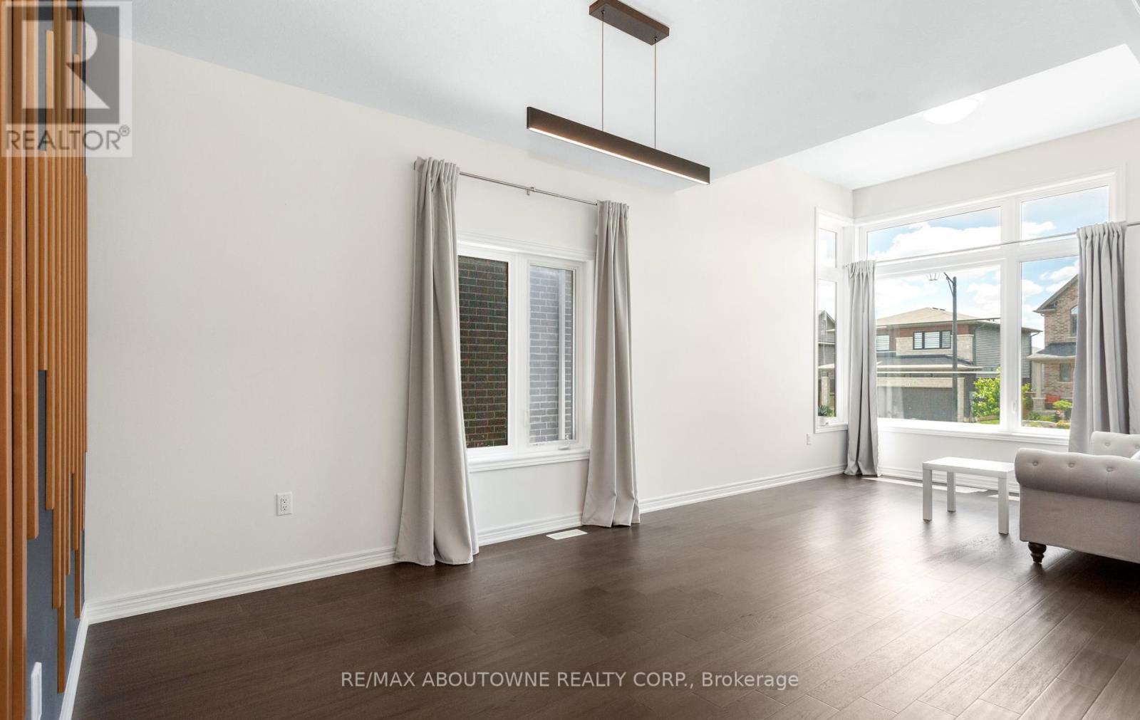 10 Mcgovern Lane, Brant, ON