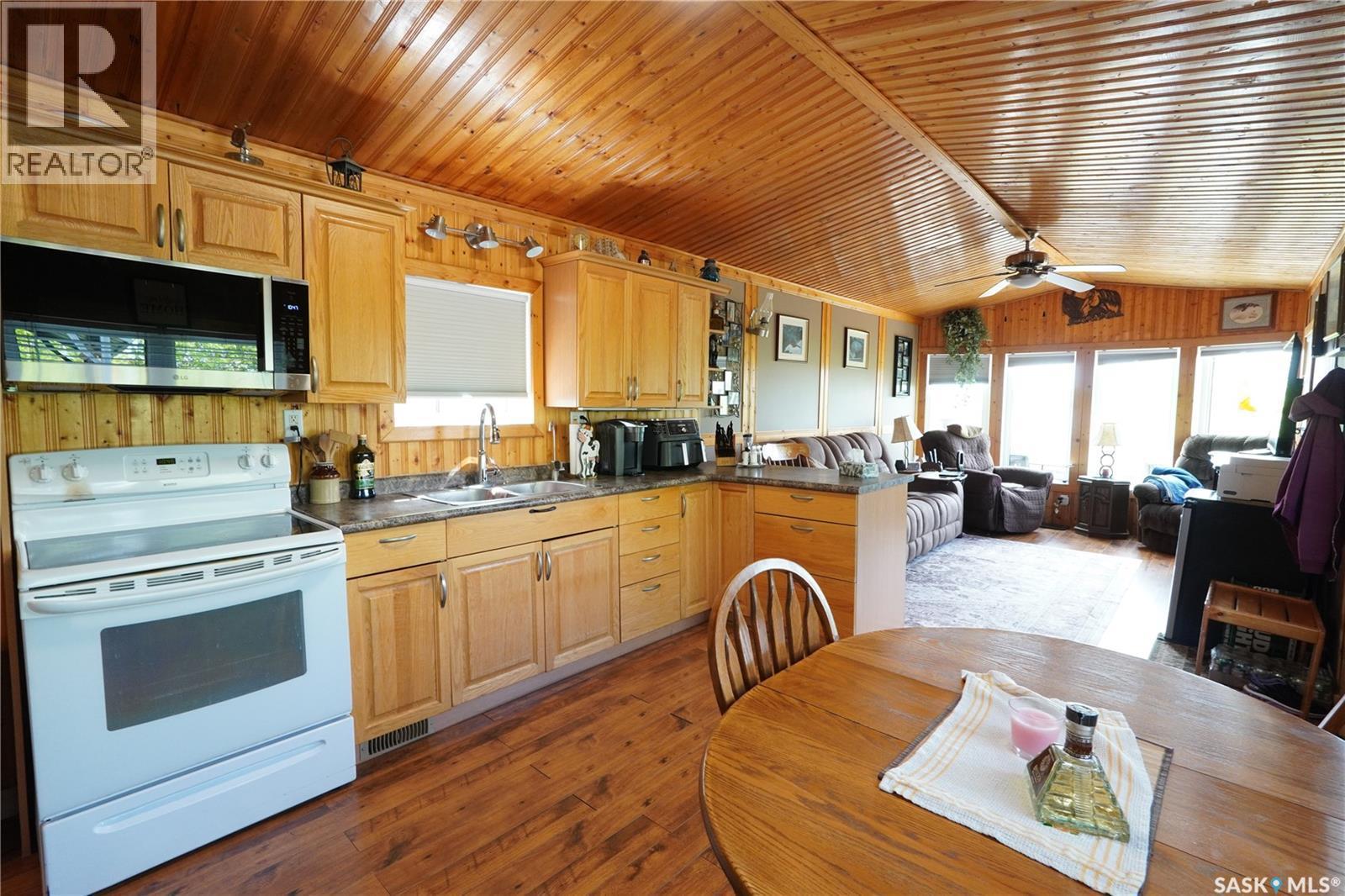 504 Lakeview Crescent, Saskatchewan Beach, SK