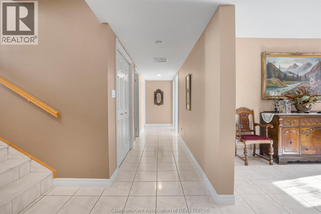 60 Parkview Court, Chatham, ON