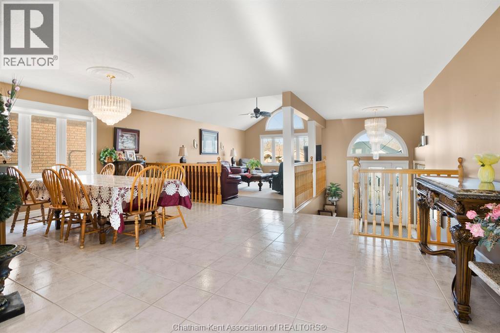 60 Parkview Court, Chatham, ON