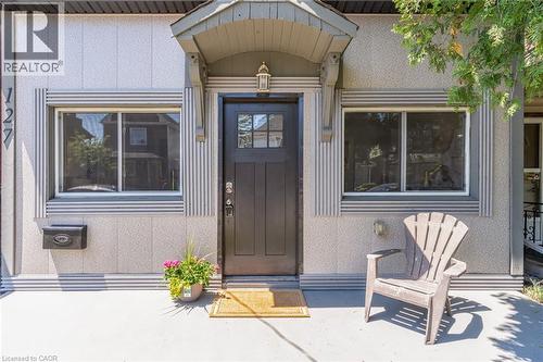 127 Barnesdale Avenue N, Hamilton, ON - Outdoor With Exterior