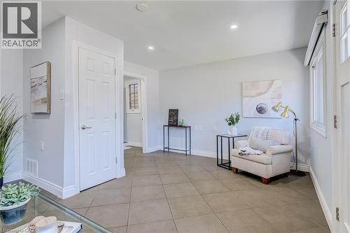 127 Barnesdale Avenue N, Hamilton, ON - Indoor