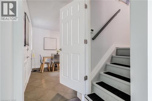 127 Barnesdale Avenue N, Hamilton, ON - Indoor Photo Showing Other Room