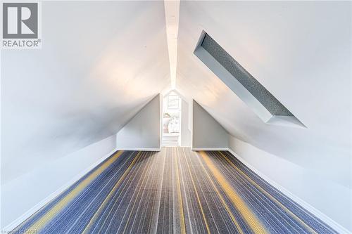 127 Barnesdale Avenue N, Hamilton, ON - Indoor Photo Showing Other Room