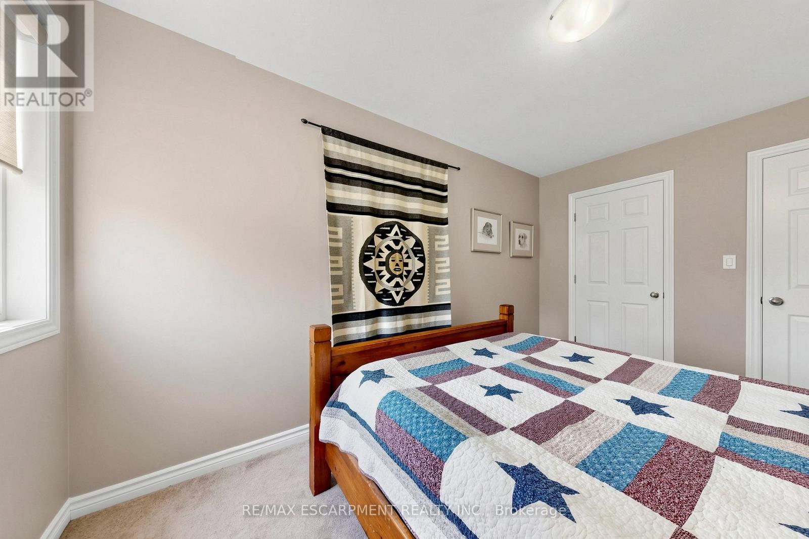 7 Windermere Avenue, Hamilton, ON