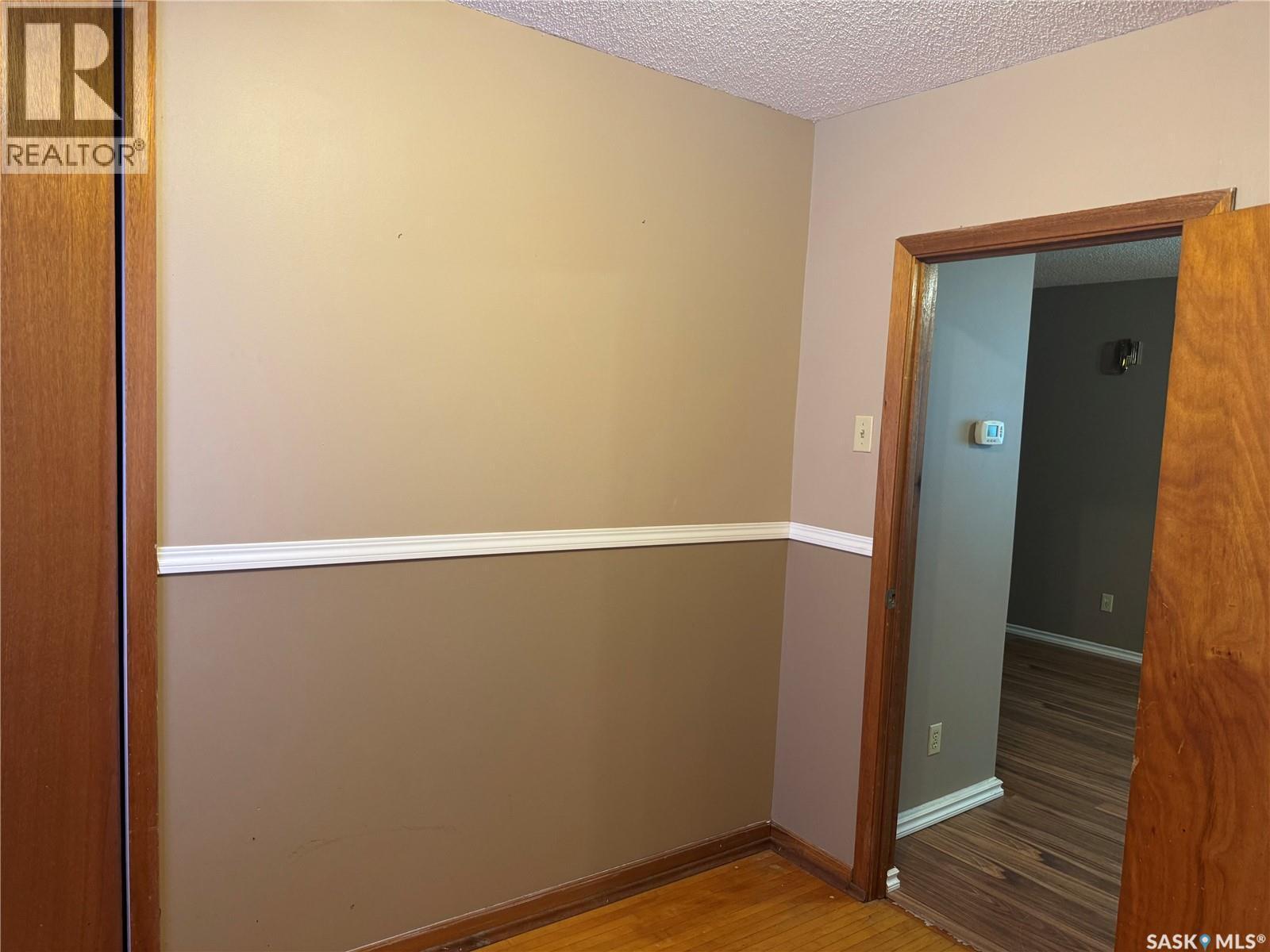 307 5Th Avenue W, Assiniboia, SK