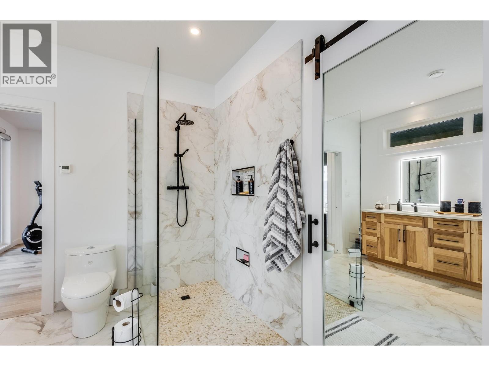 7235 Dunwaters Road, Kelowna, BC