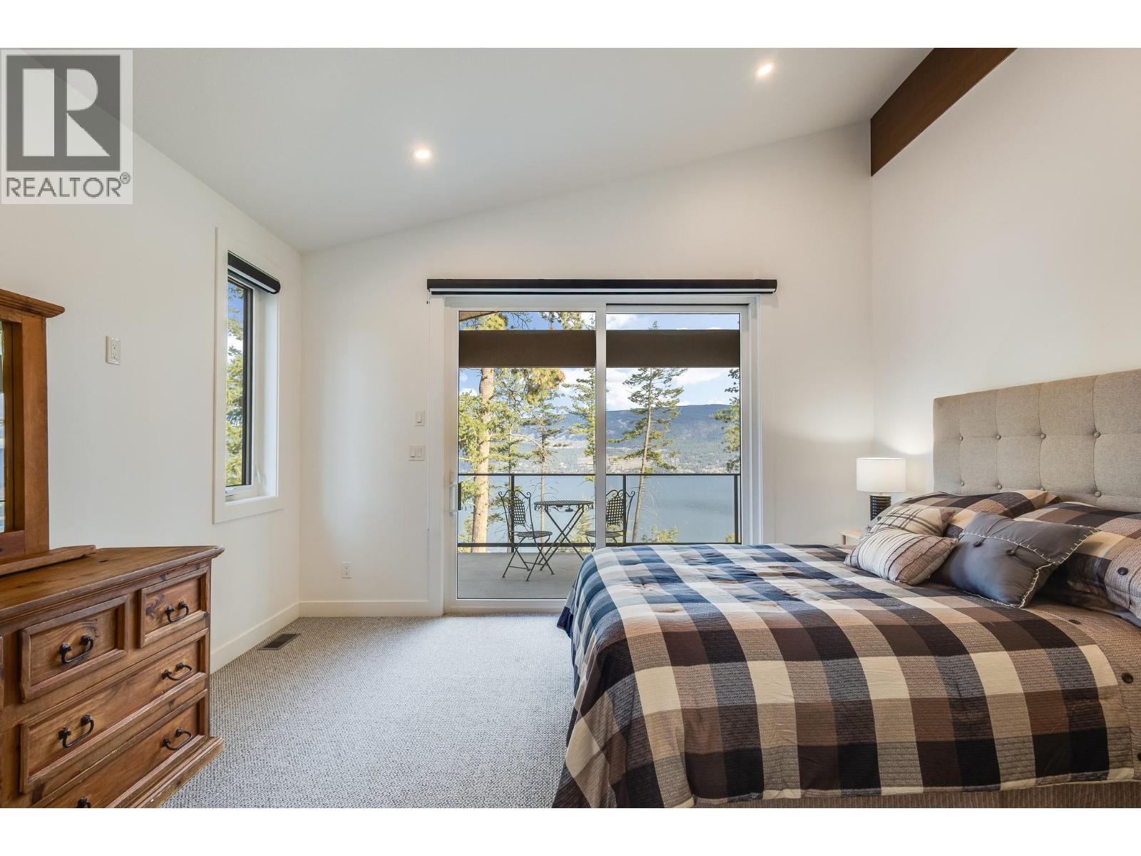 7235 Dunwaters Road, Kelowna, BC
