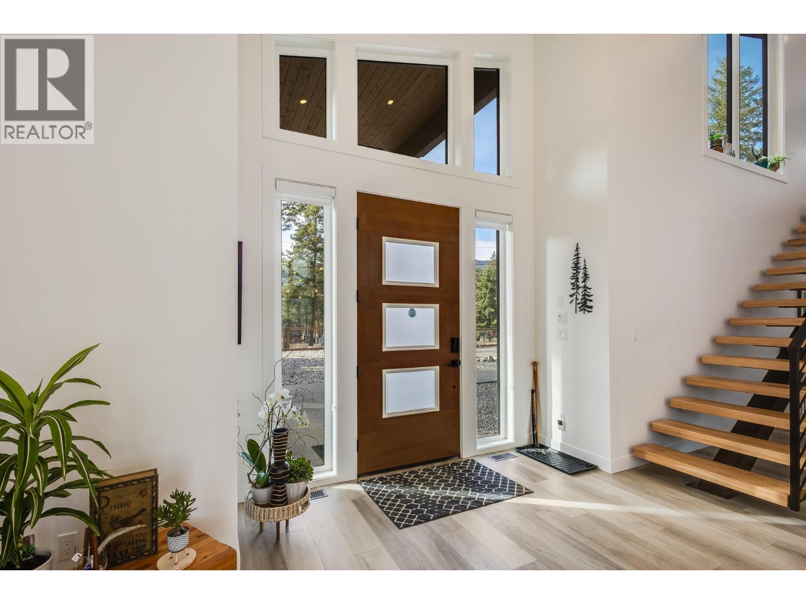 7235 Dunwaters Road, Kelowna, BC
