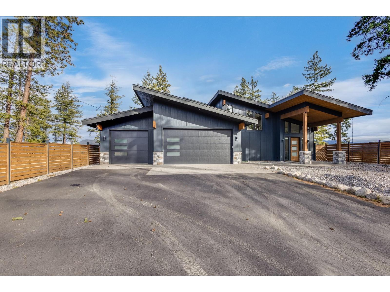 7235 Dunwaters Road, Kelowna, BC