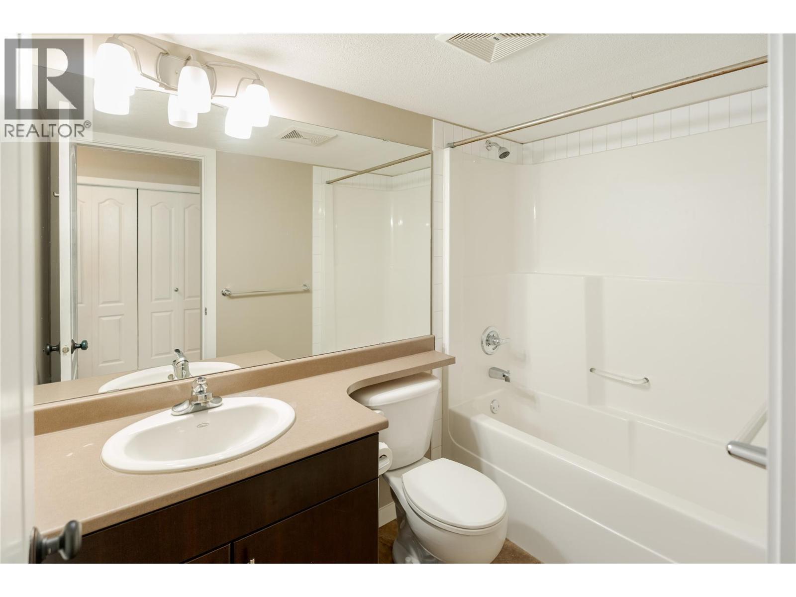 325 Mcintosh Road Unit# 1108, Kelowna, BC