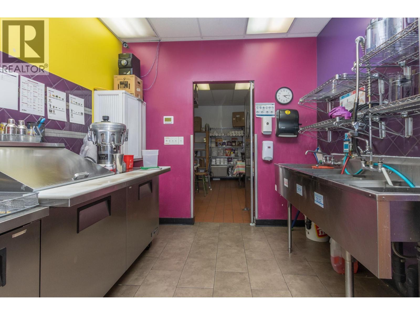 160 Trans Canada Highway Ne Unit# D, Salmon Arm, BC