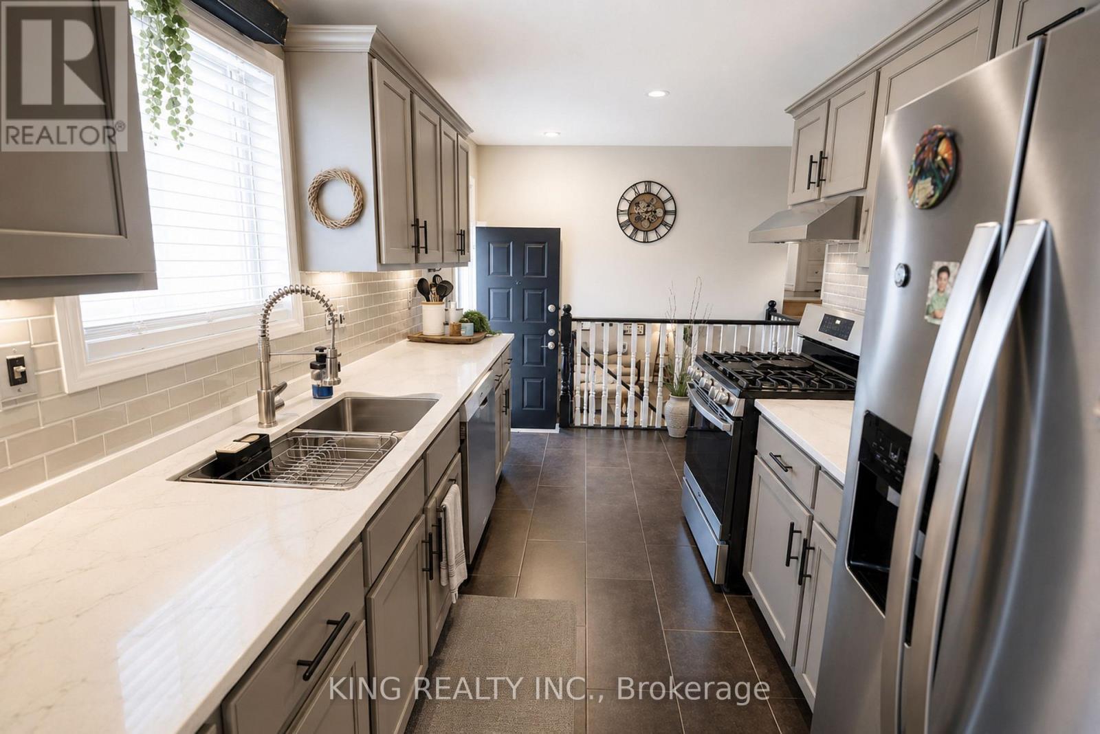 2613 Carissa Avenue, Windsor, ON