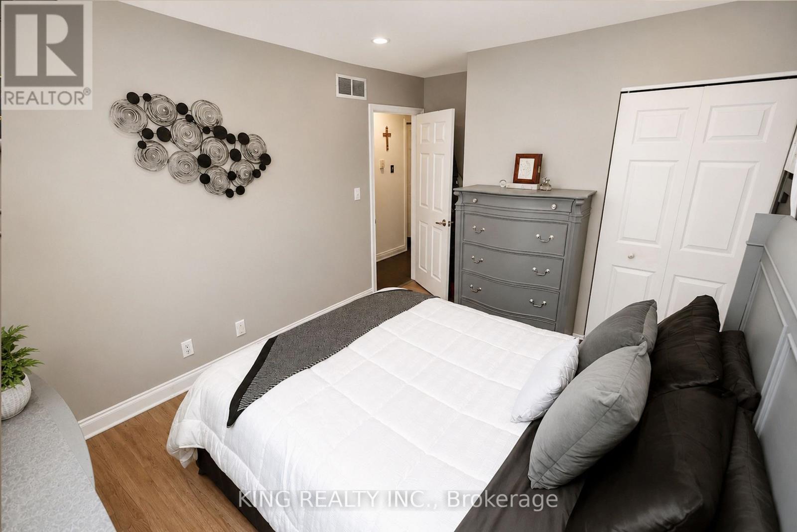 2613 Carissa Avenue, Windsor, ON