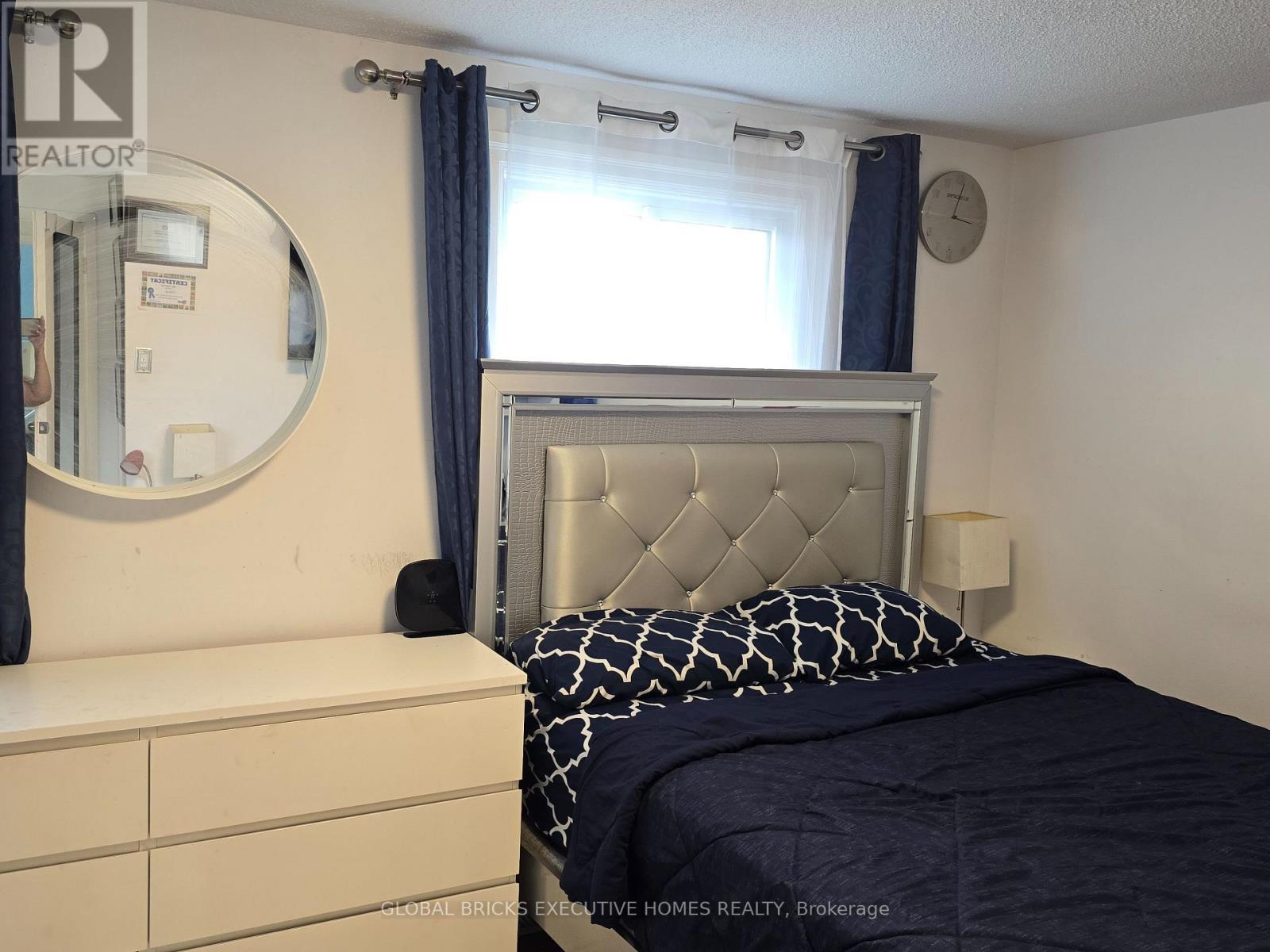 34 - 57 Hansen Road N, Brampton, ON