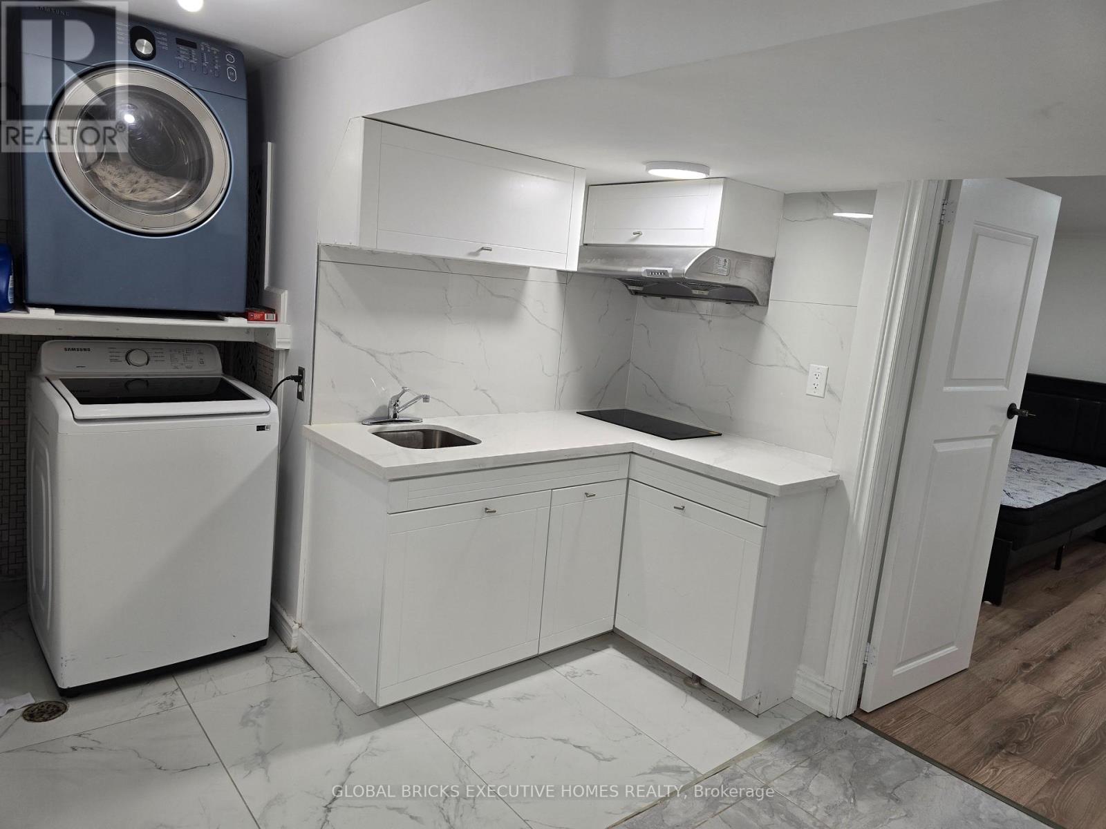 34 - 57 Hansen Road N, Brampton, ON