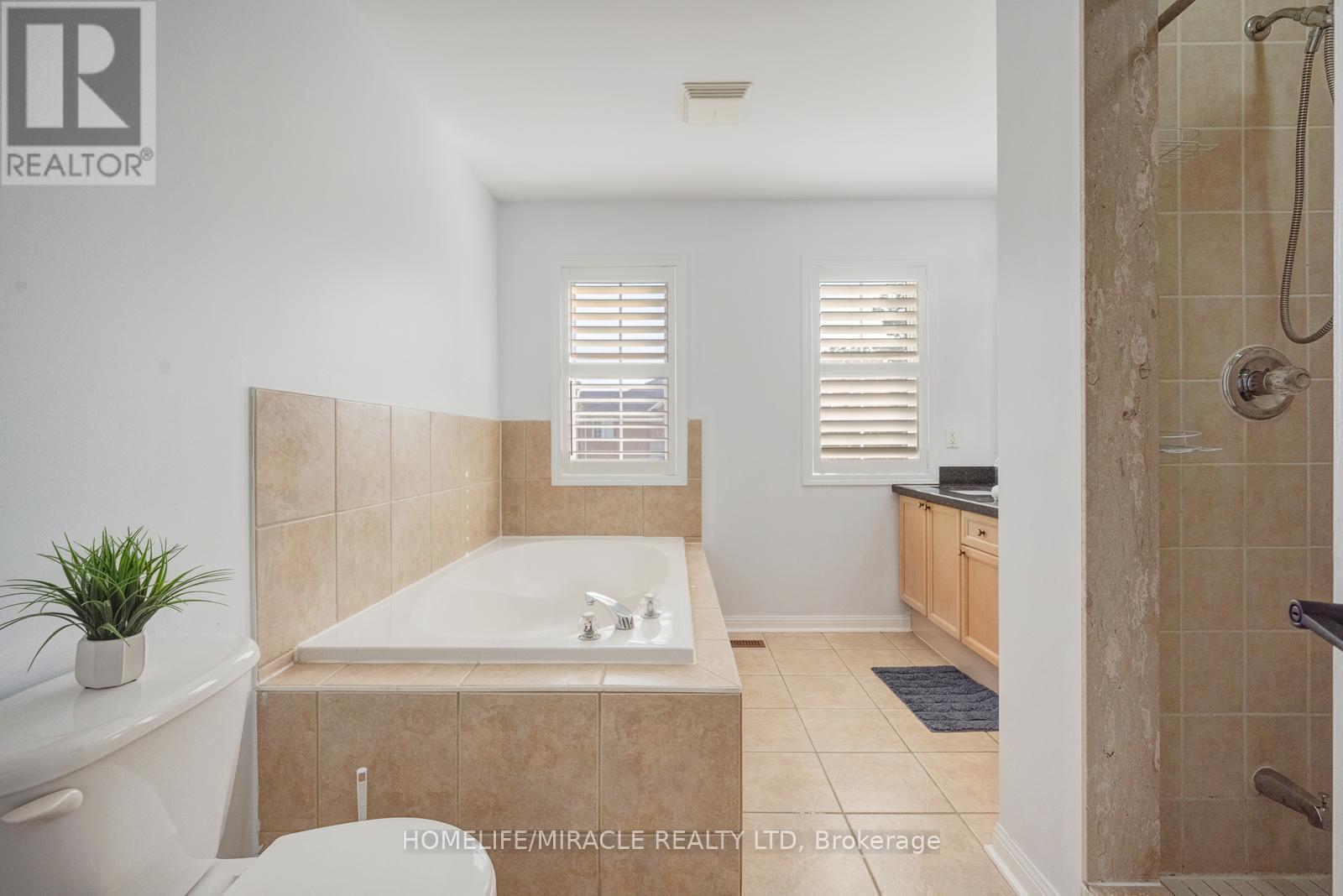 17 Latania Boulevard, Brampton, ON