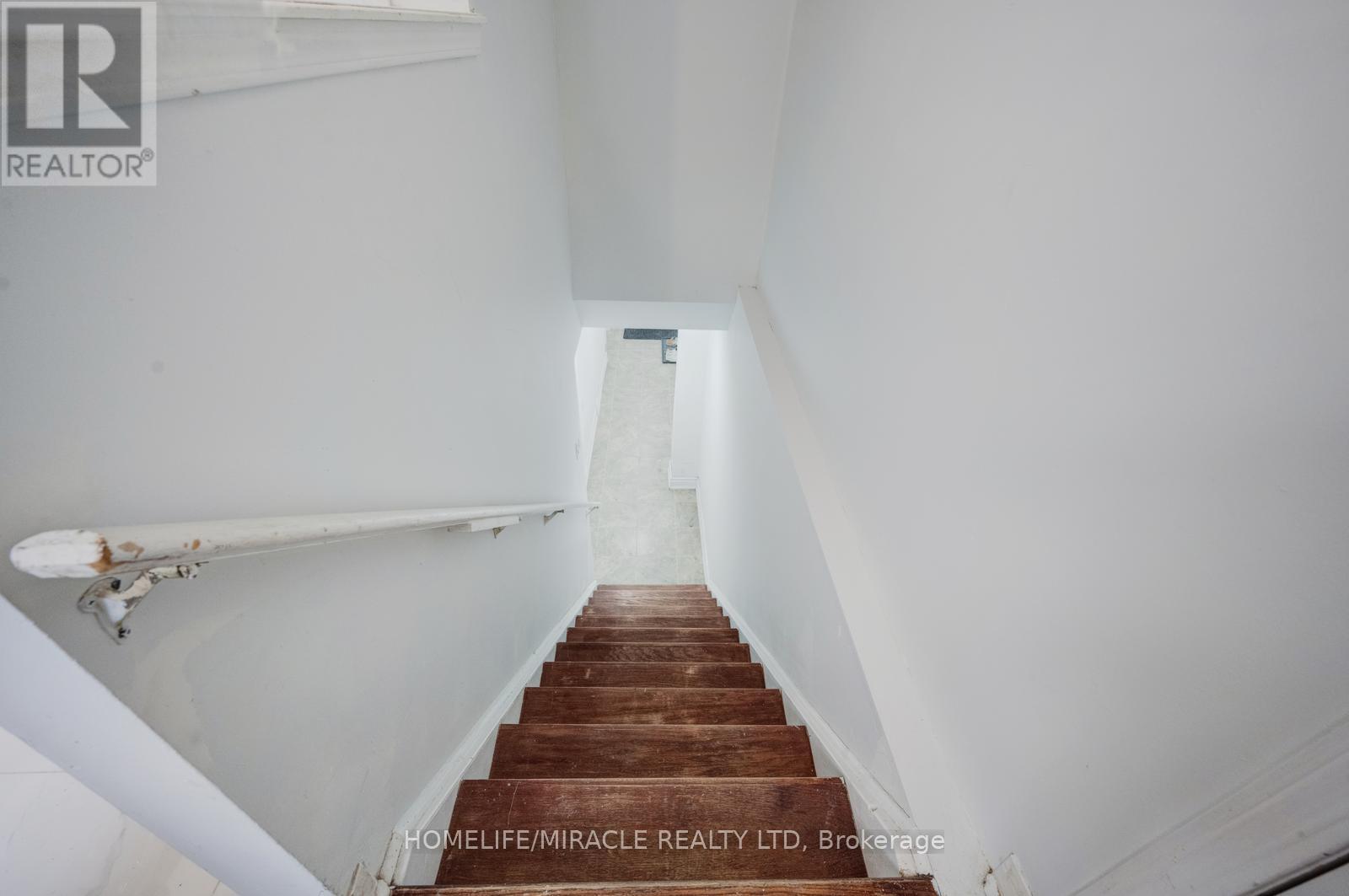 17 Latania Boulevard, Brampton, ON