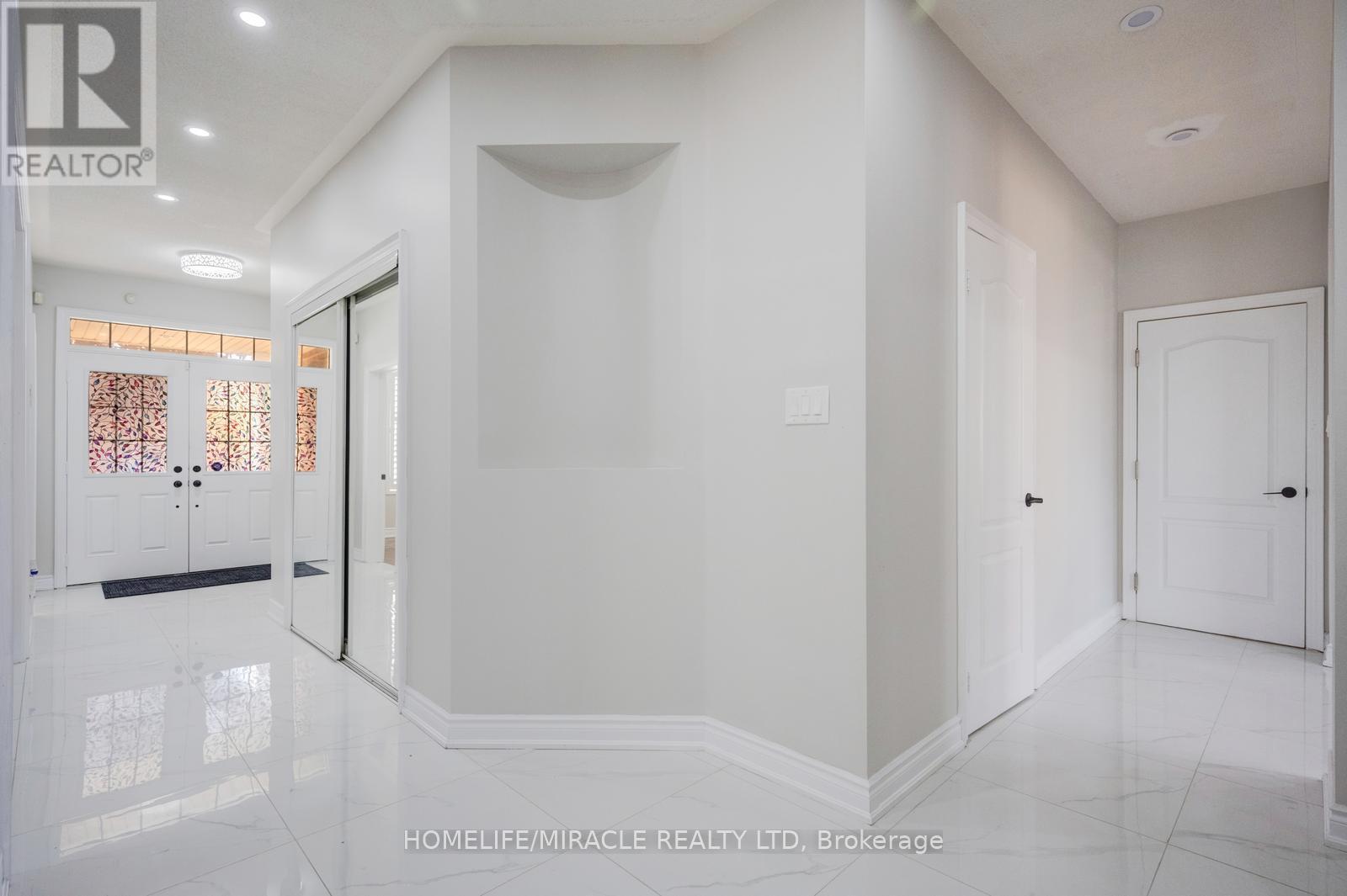 17 Latania Boulevard, Brampton, ON