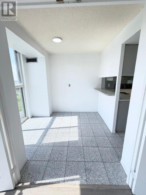 Lph2 - 600 Rexdale Boulevard, Toronto, ON