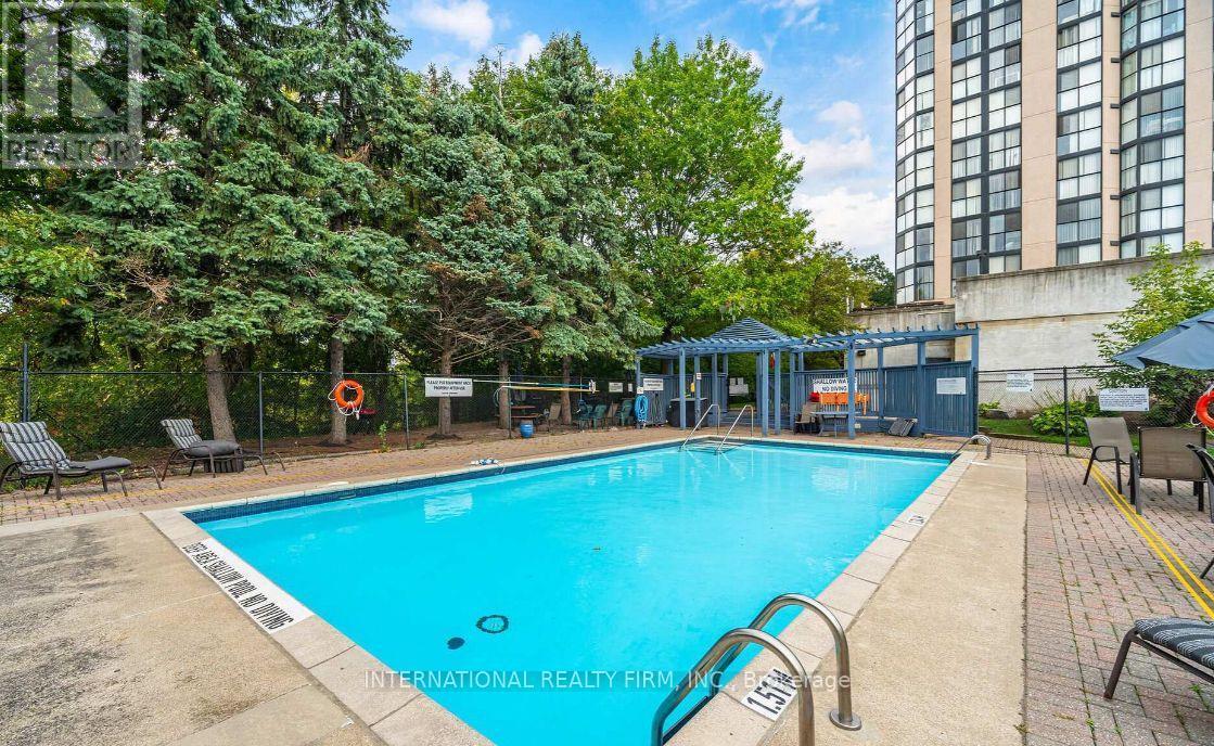 Lph2 - 600 Rexdale Boulevard, Toronto, ON