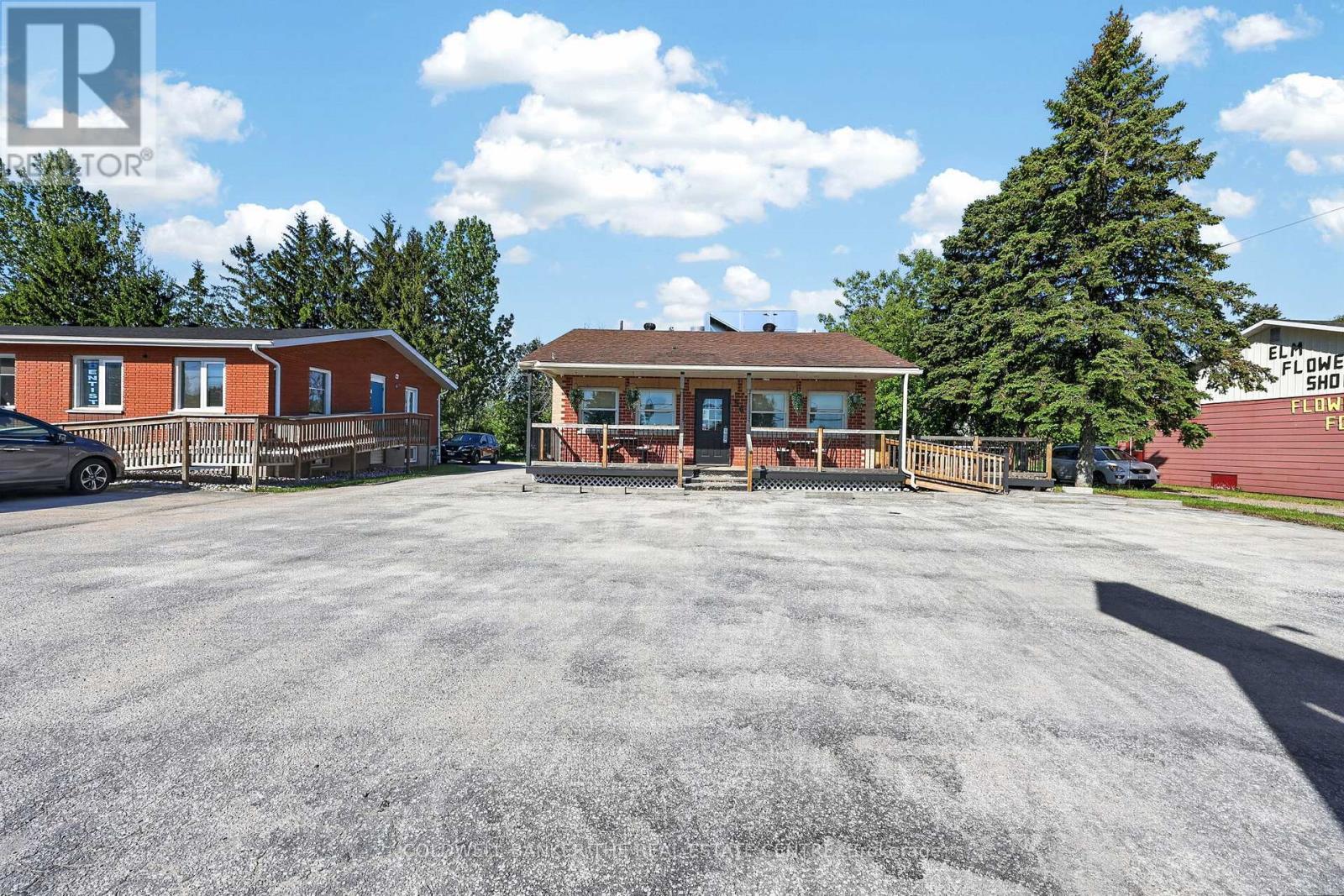56 Yonge Street S, Springwater, ON