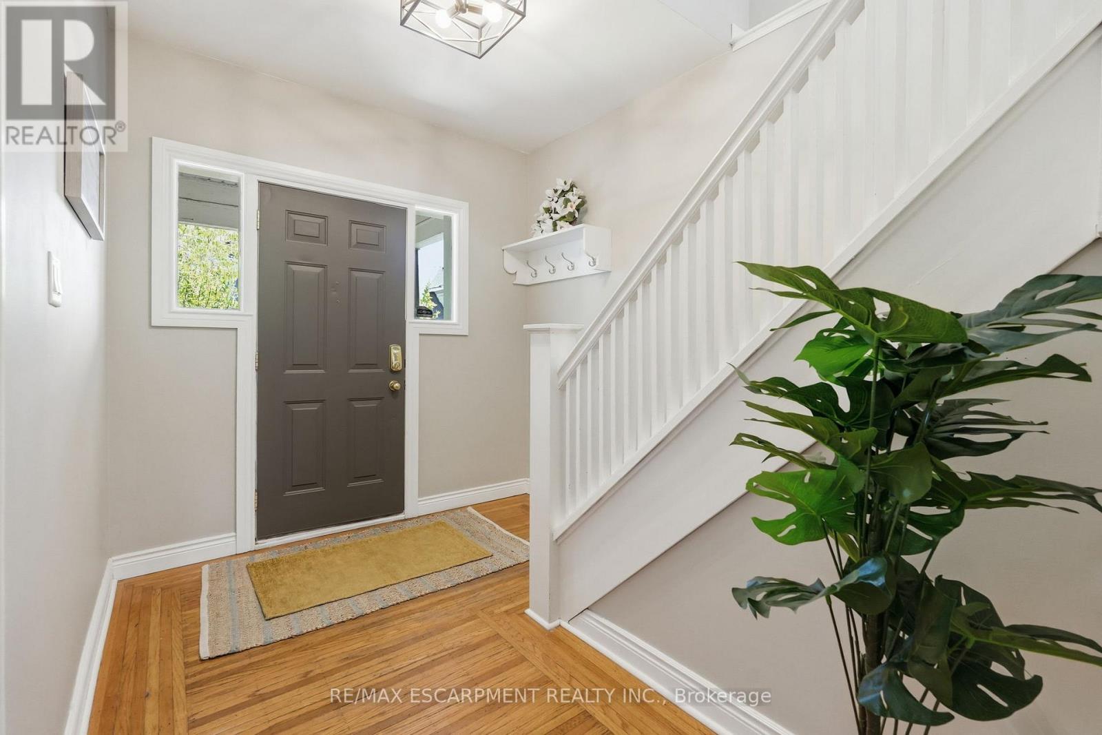 170 Kensington Avenue S, Hamilton, ON