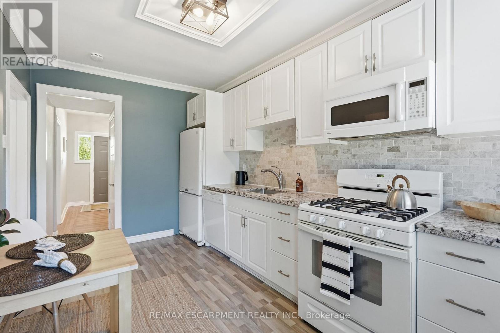 170 Kensington Avenue S, Hamilton, ON