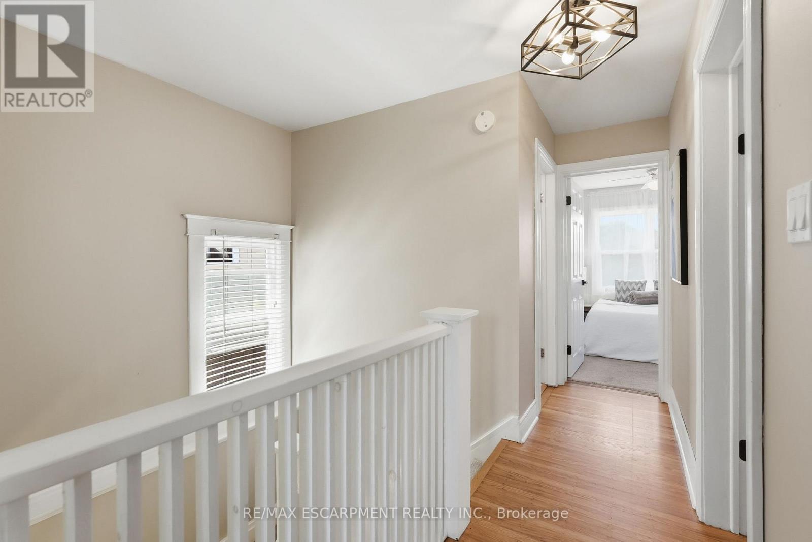170 Kensington Avenue S, Hamilton, ON