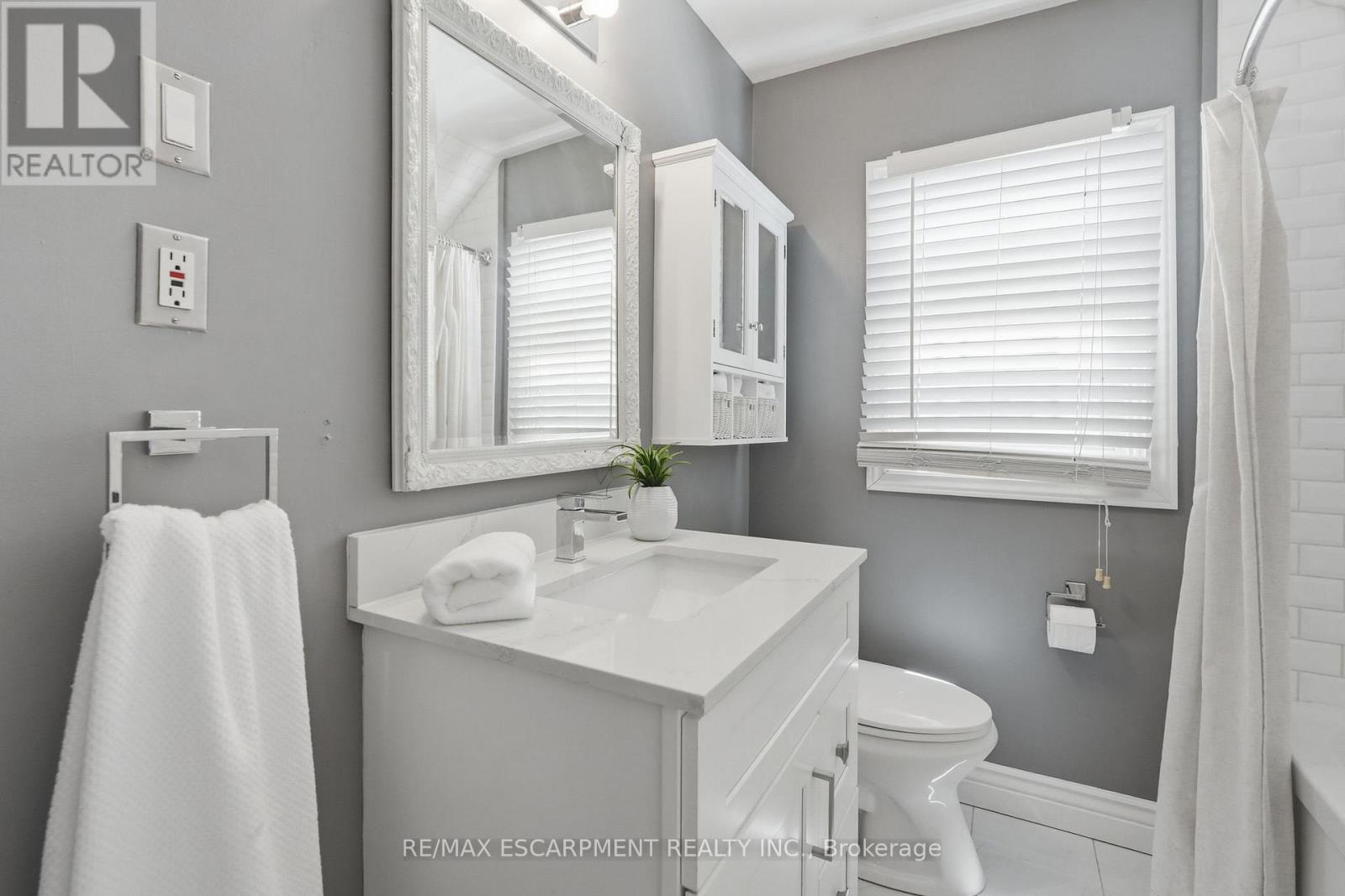 170 Kensington Avenue S, Hamilton, ON