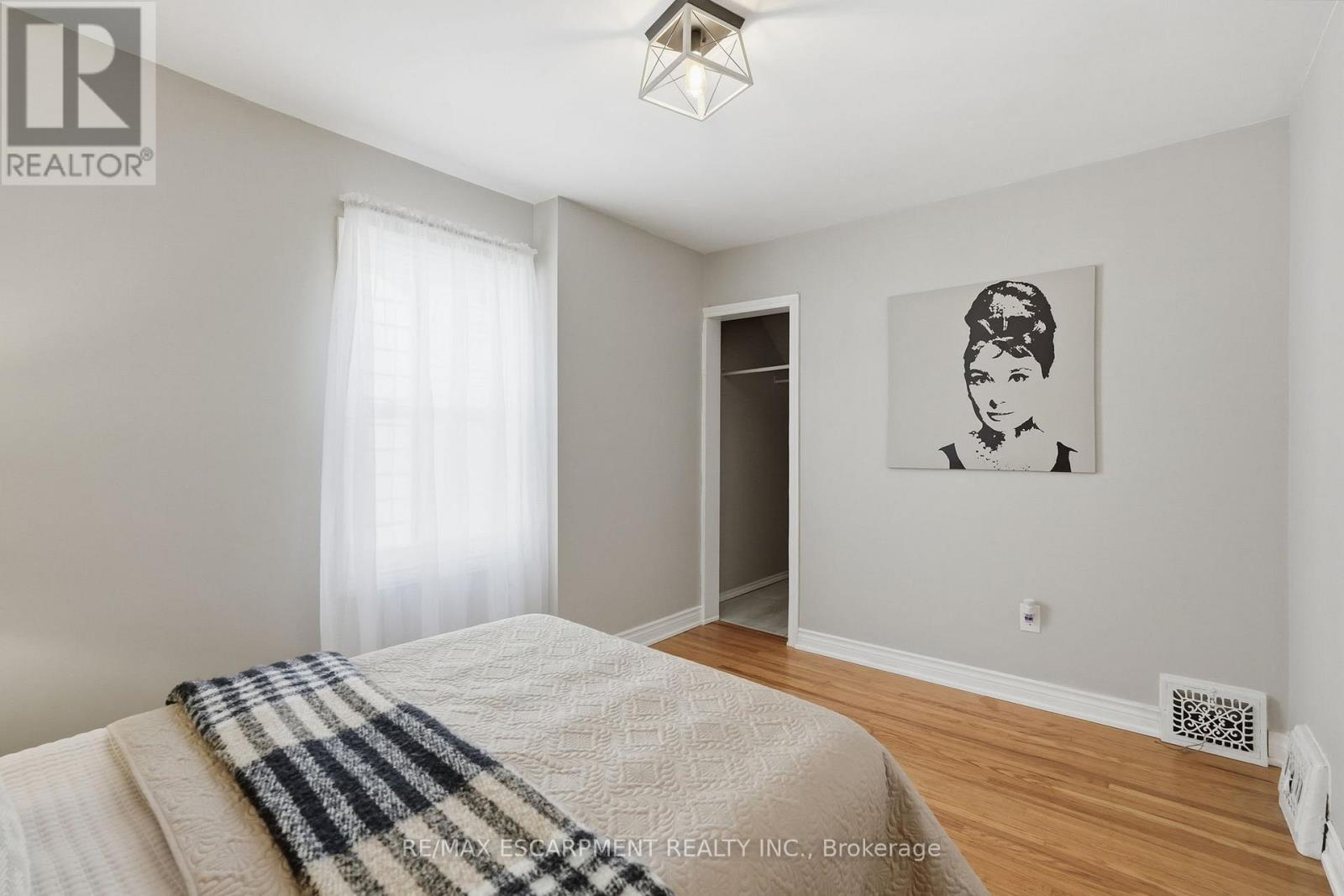 170 Kensington Avenue S, Hamilton, ON