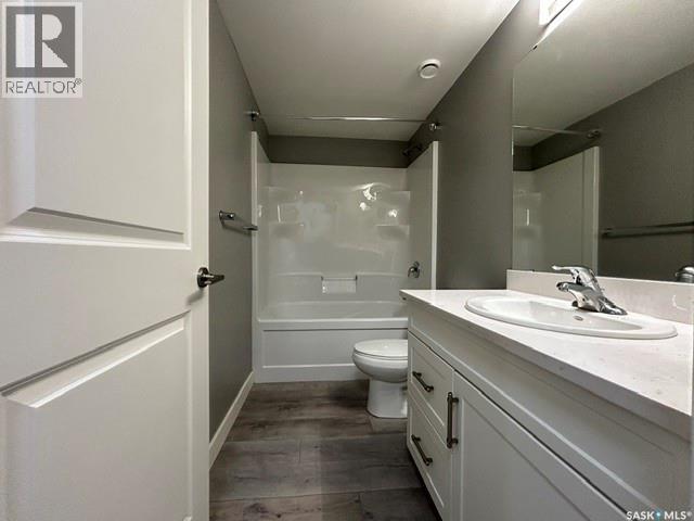 3067 Elphinstone Street, Regina, SK