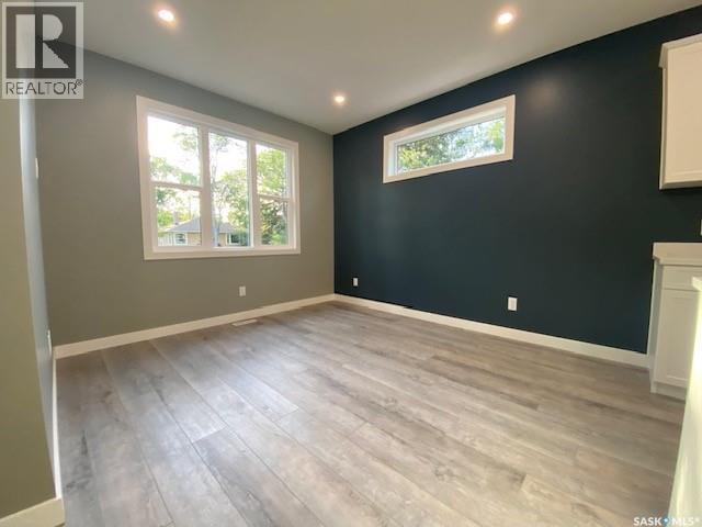 3067 Elphinstone Street, Regina, SK