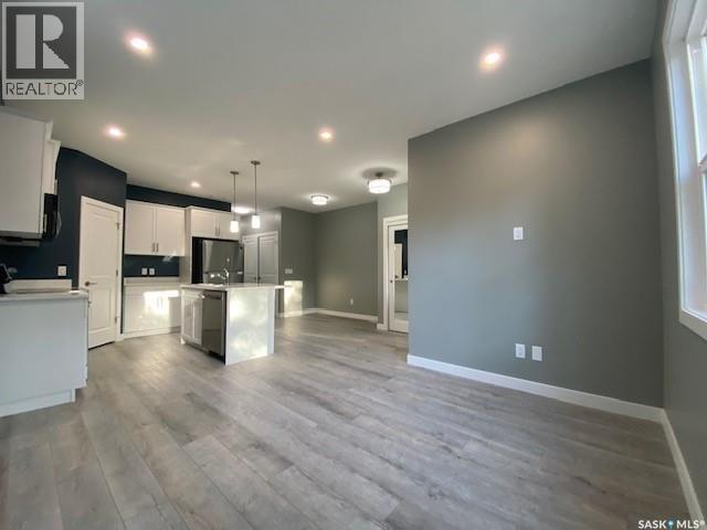 3067 Elphinstone Street, Regina, SK