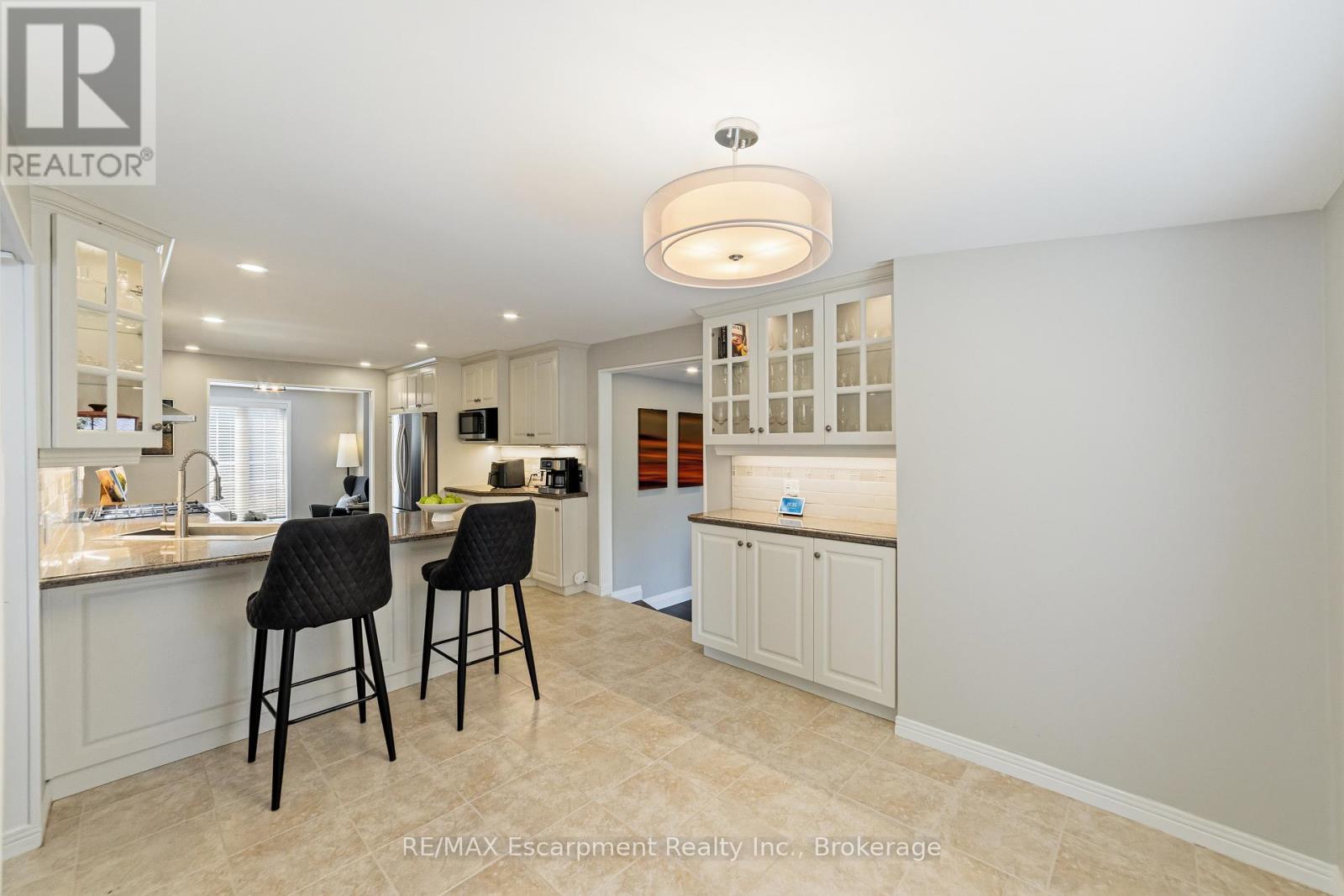 449 Roymor Crescent, Hamilton (Ancaster), ON