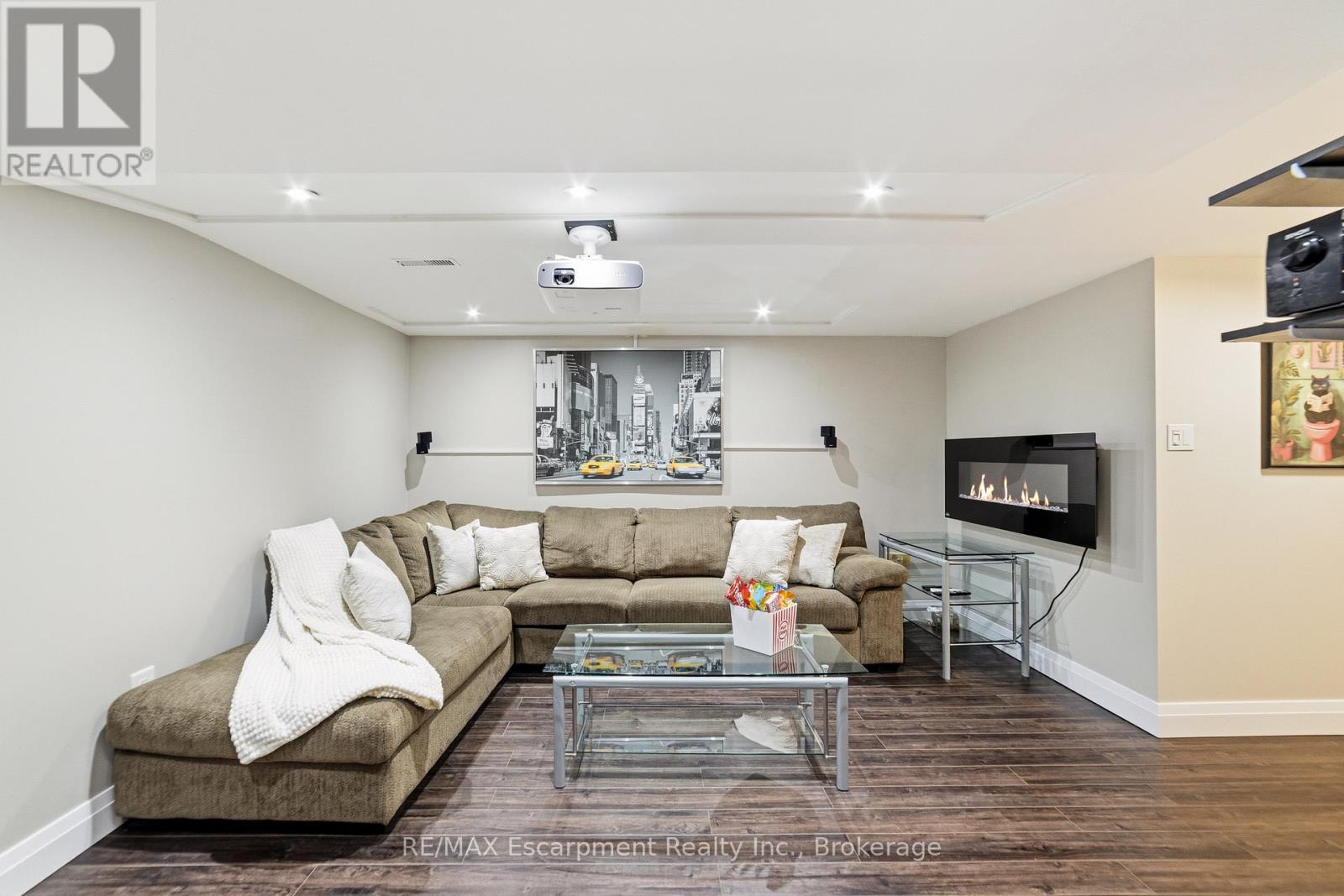 449 Roymor Crescent, Hamilton (Ancaster), ON