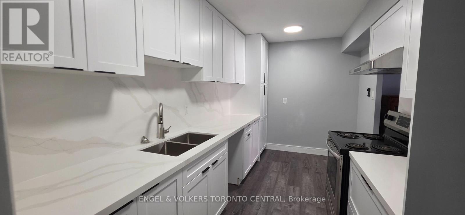 606 - 15 Sewells Road, Toronto, ON