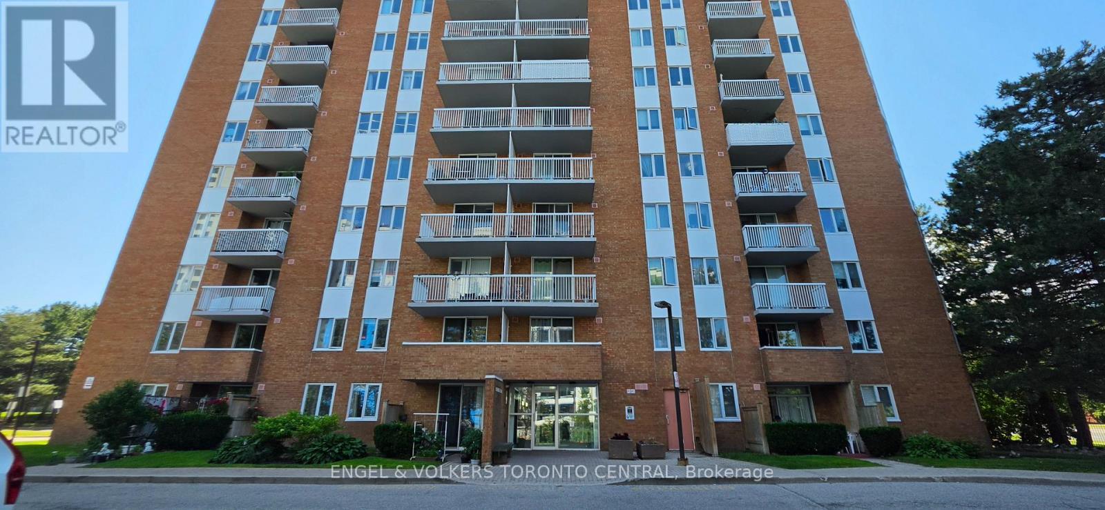 606 - 15 Sewells Road, Toronto, ON