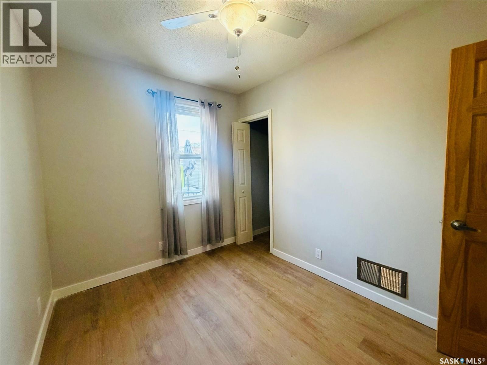 1035 Wallace Street, Regina, SK - Indoor Photo Showing Other Room