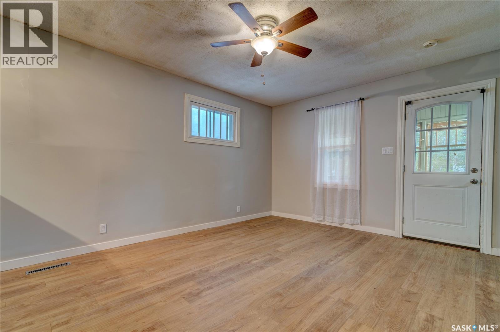 1035 Wallace Street, Regina, SK - Indoor Photo Showing Other Room