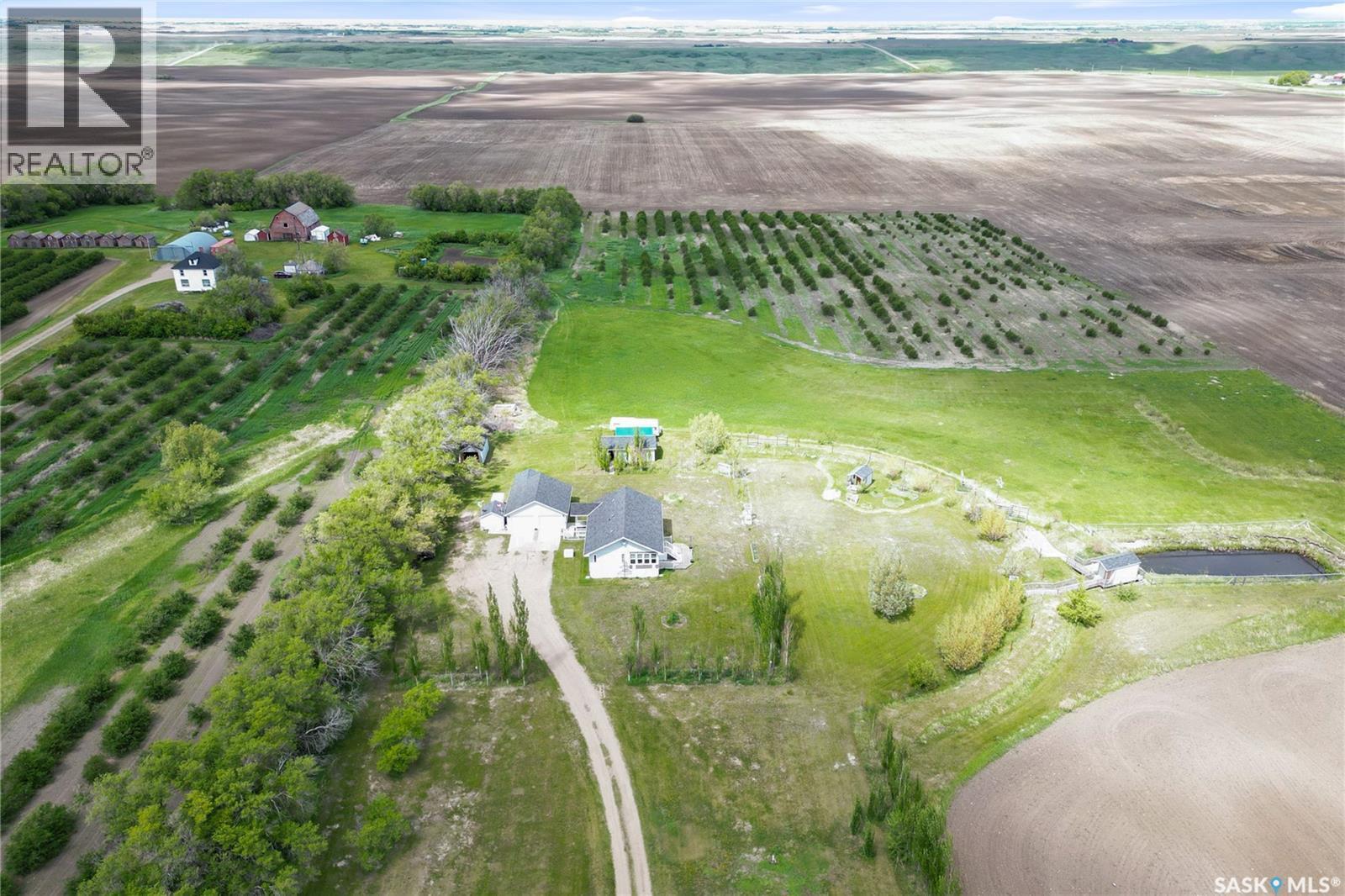 Koch Acreage - 9.9 Acres, Dufferin Rm No. 190, SK