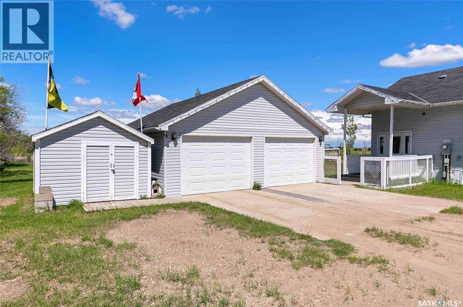 Koch Acreage - 9.9 Acres, Dufferin Rm No. 190, SK